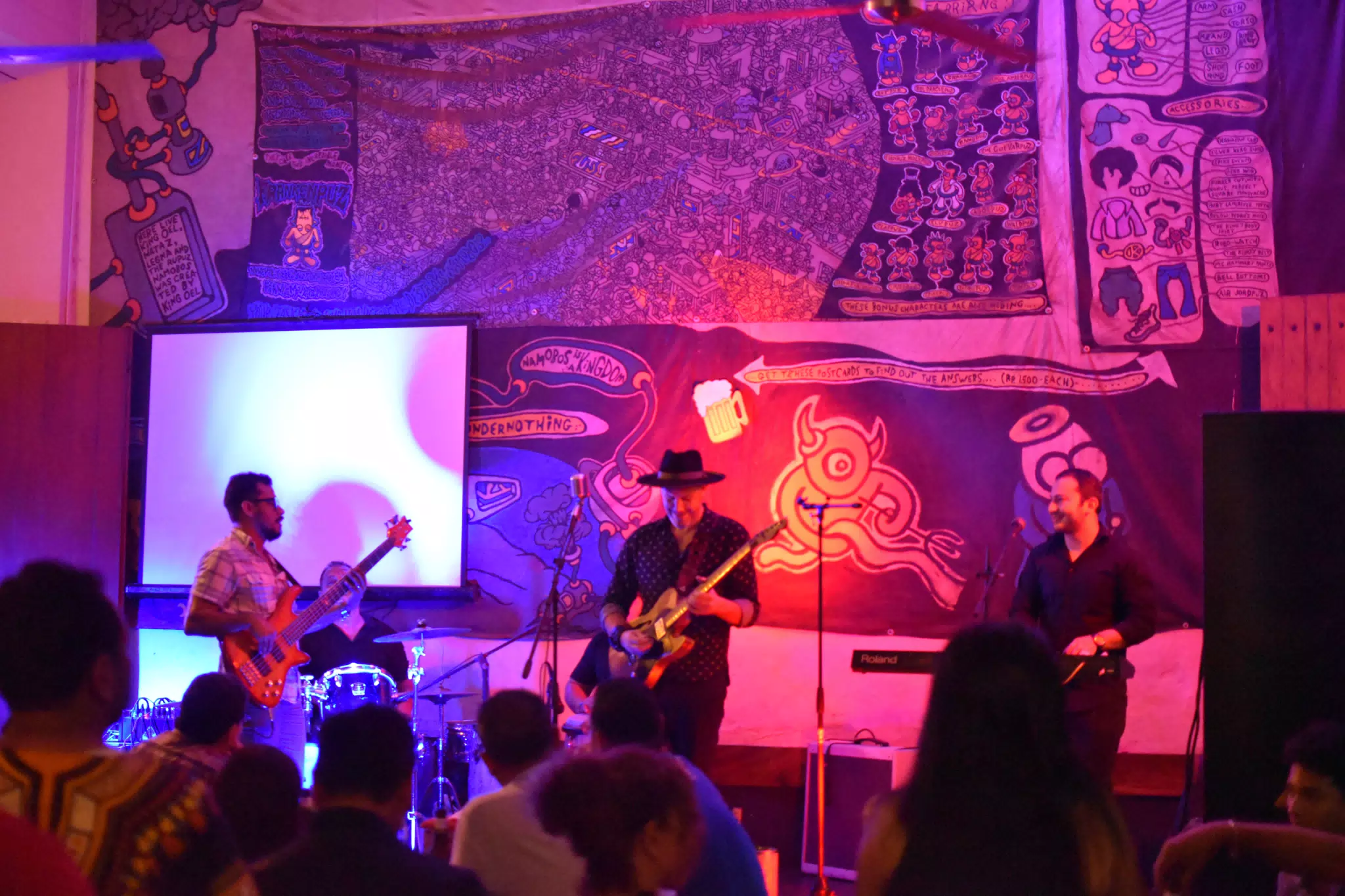 Images from Mario Sacasa Performance at ViaVia Leon