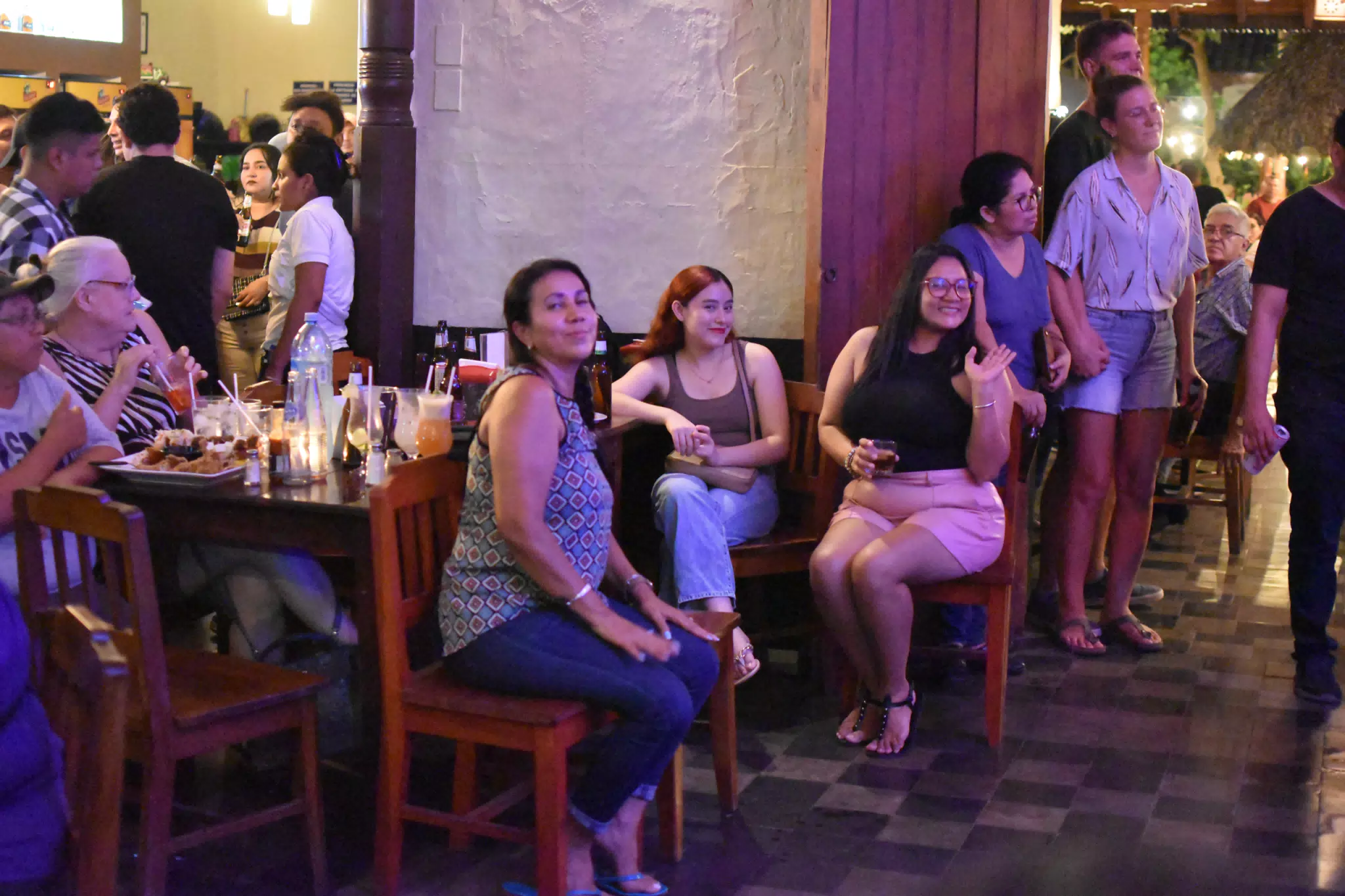 Images from Mario Sacasa Performance at ViaVia Leon
