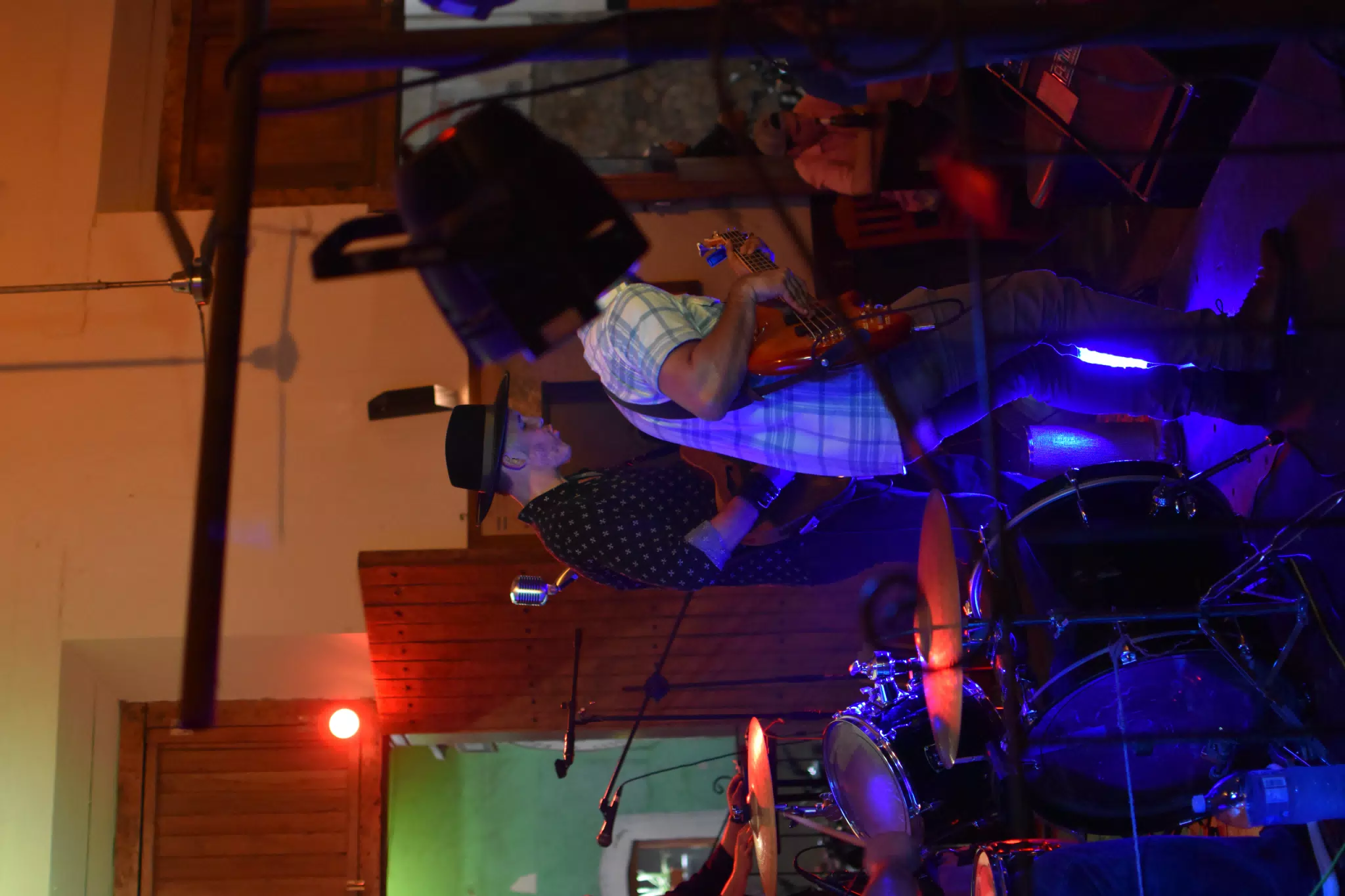 Images from Mario Sacasa Performance at ViaVia Leon