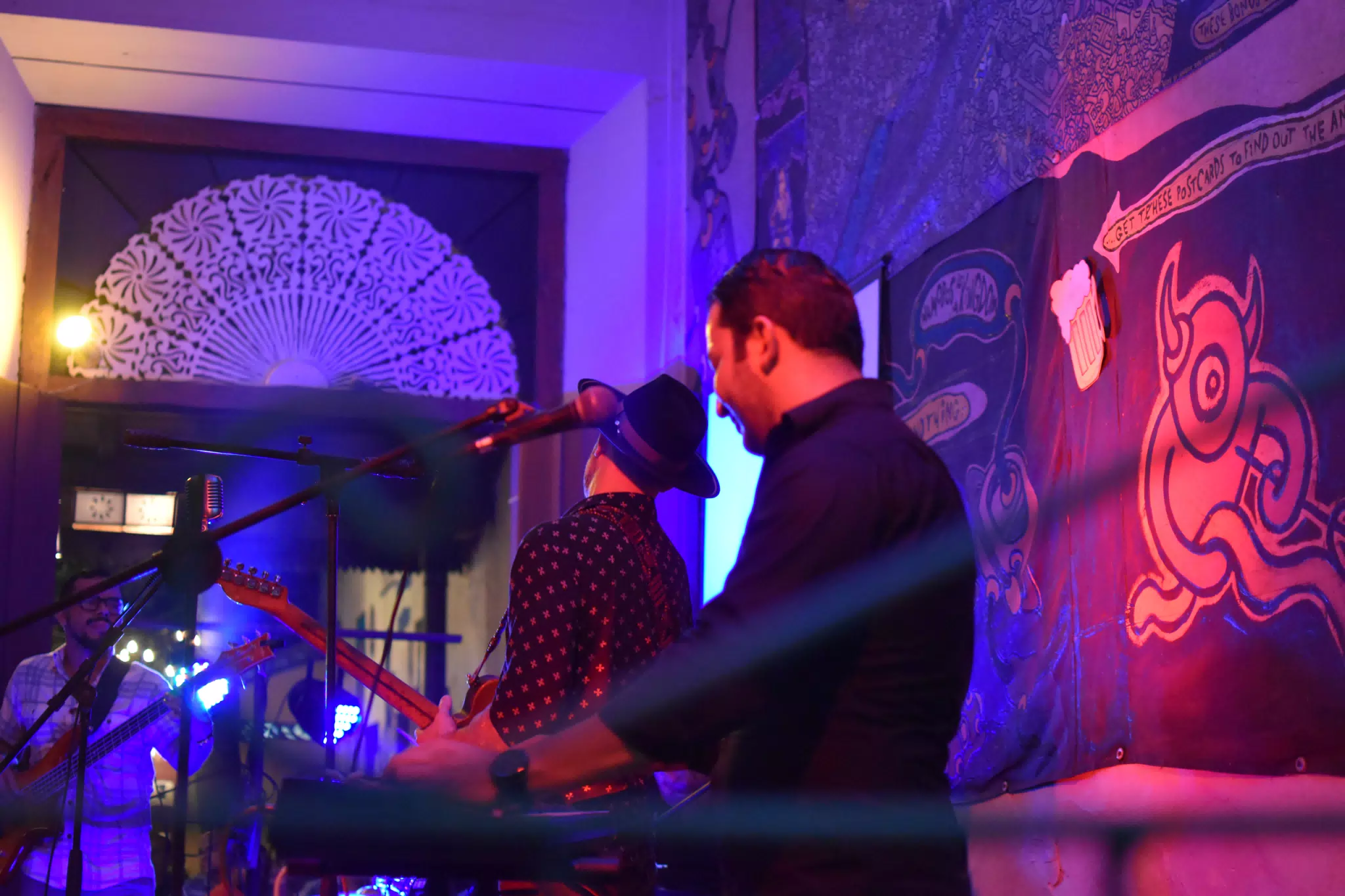 Images from Mario Sacasa Performance at ViaVia Leon