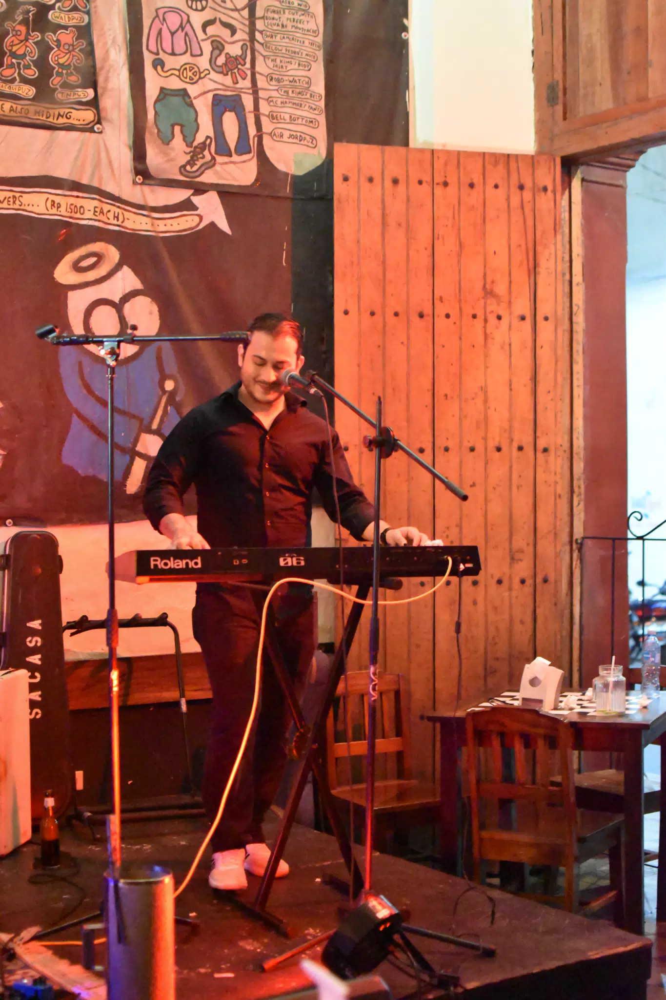Images from Mario Sacasa Performance at ViaVia Leon