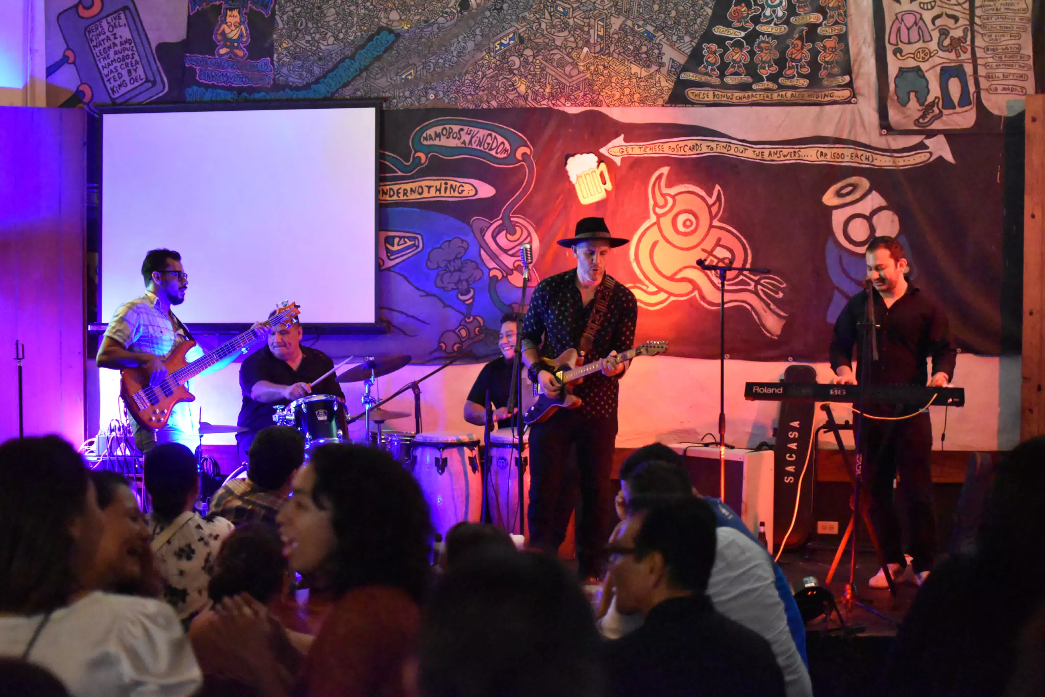Images from Mario Sacasa Performance at ViaVia Leon