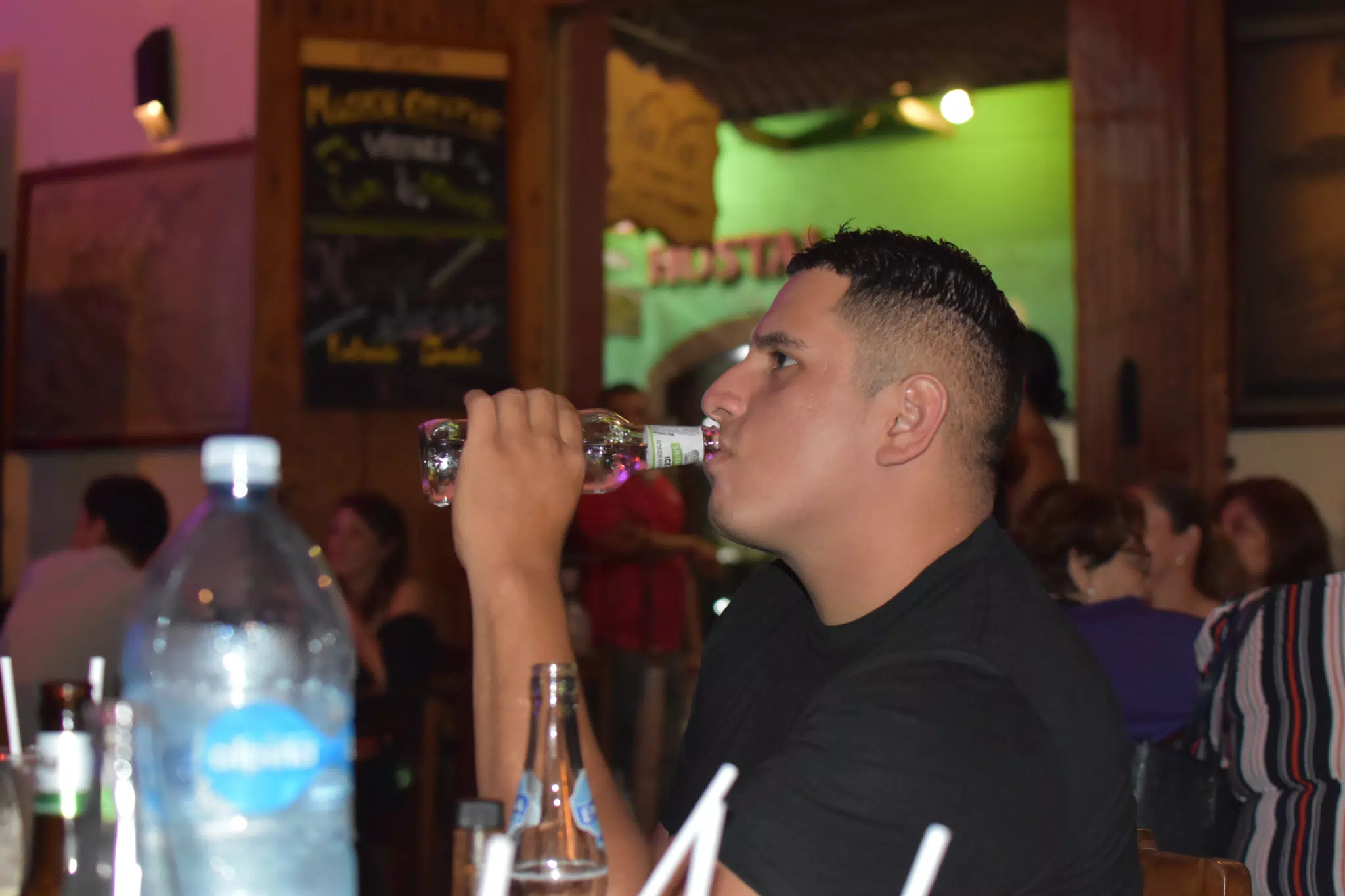 Images from Mario Sacasa Performance at ViaVia Leon
