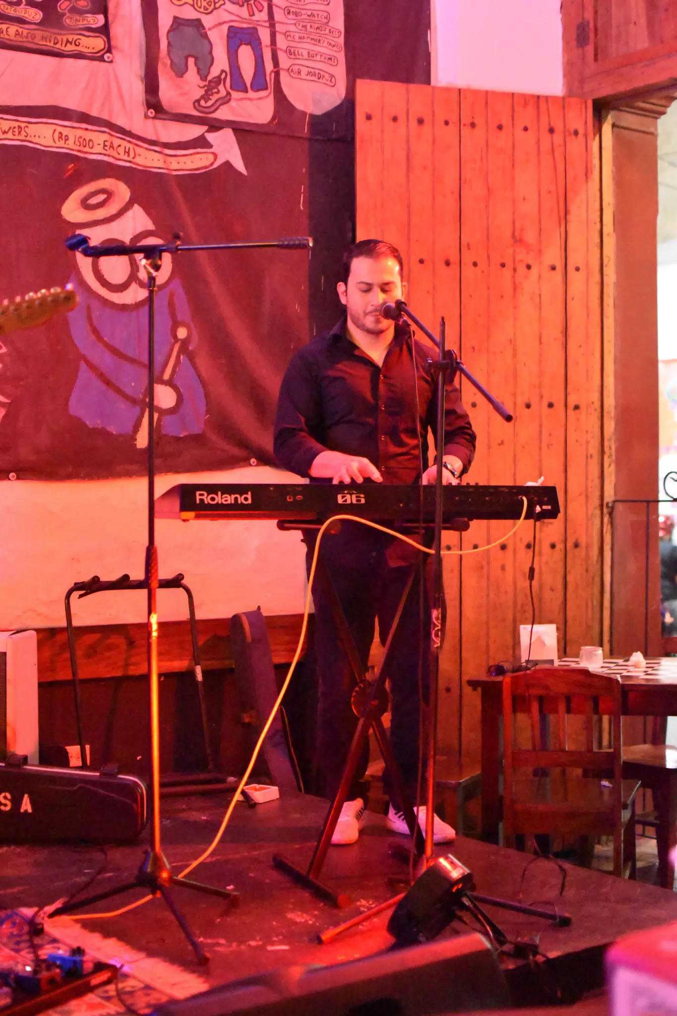 Images from Mario Sacasa Performance at ViaVia Leon