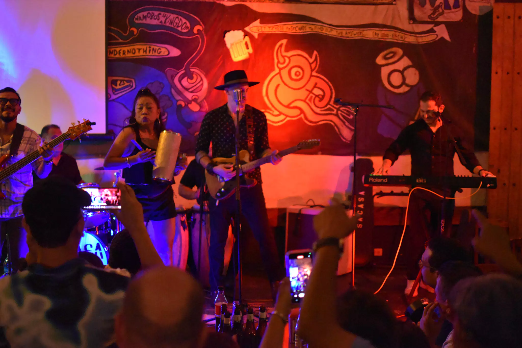 Images from Mario Sacasa Performance at ViaVia Leon