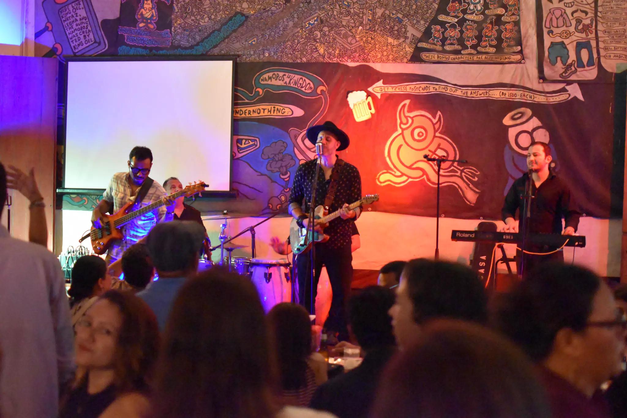 Images from Mario Sacasa Performance at ViaVia Leon