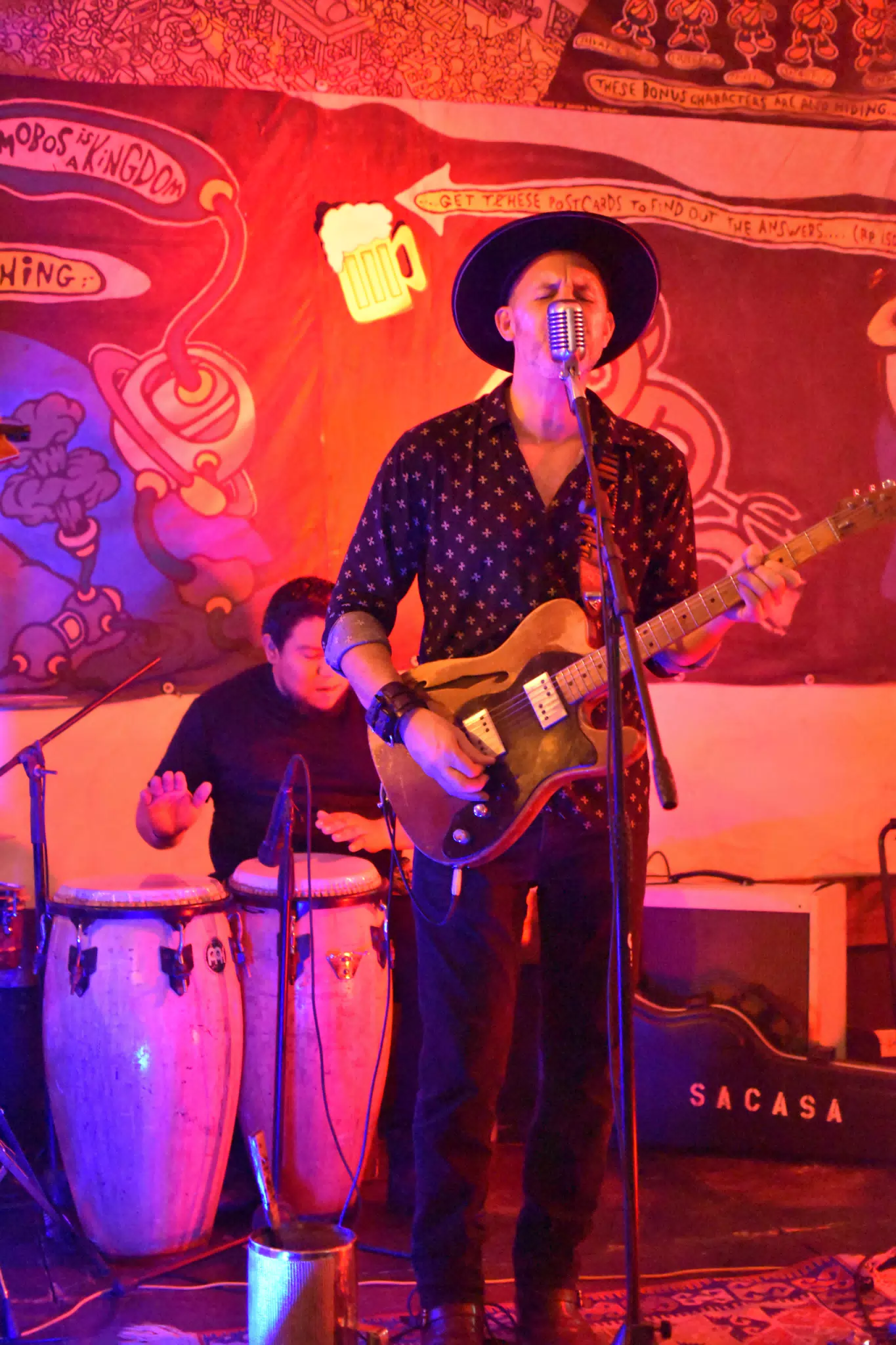 Images from Mario Sacasa Performance at ViaVia Leon