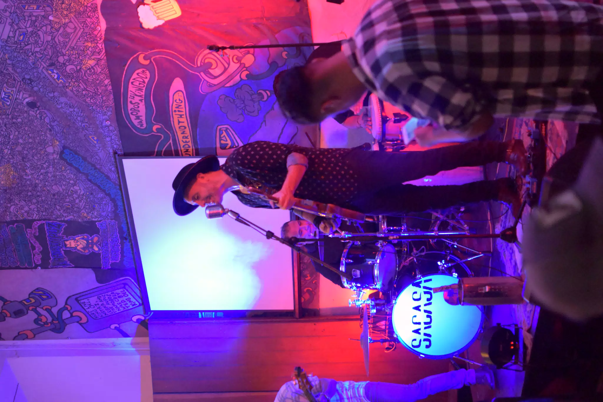 Images from Mario Sacasa Performance at ViaVia Leon