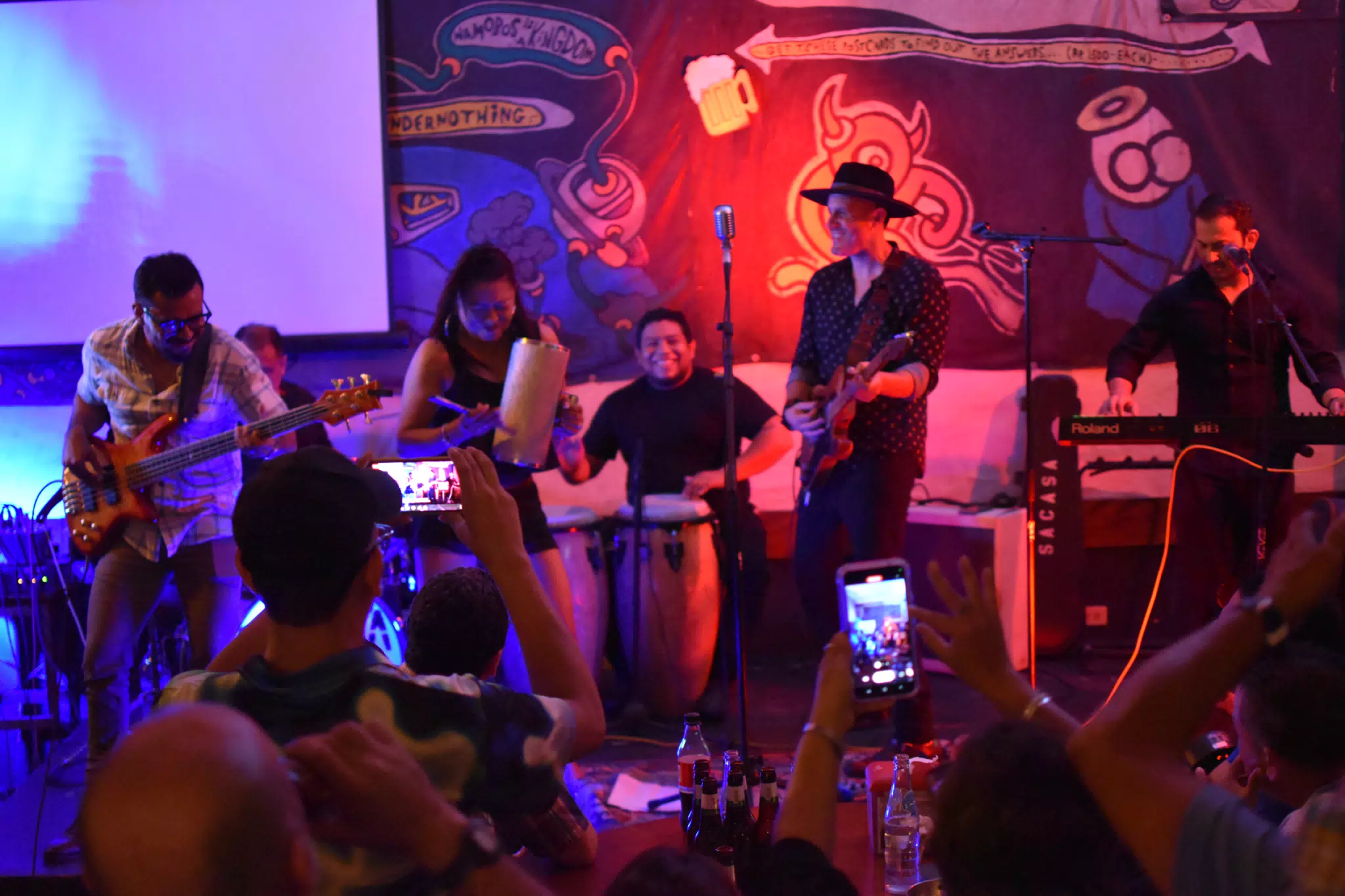 Images from Mario Sacasa Performance at ViaVia Leon