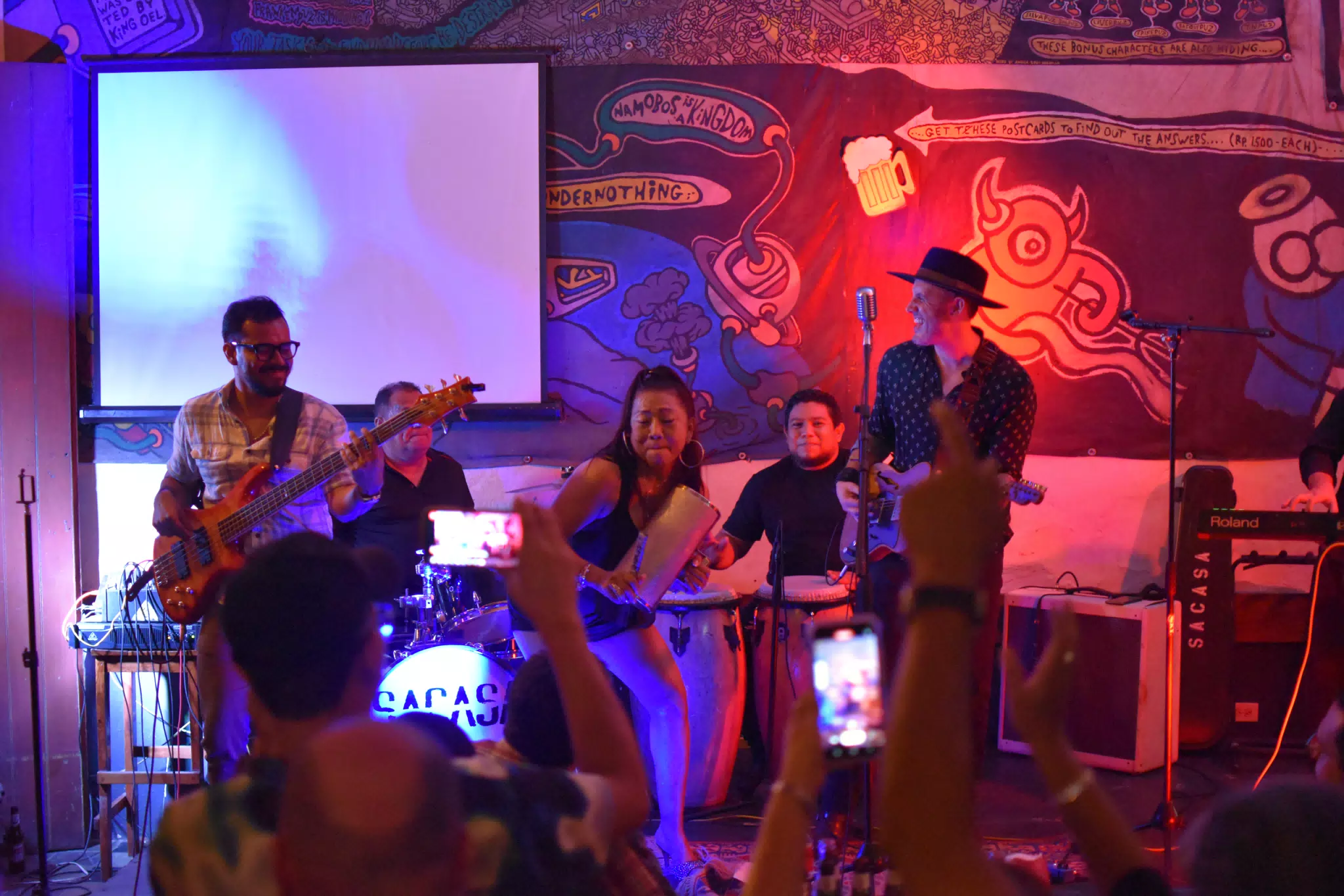 Images from Mario Sacasa Performance at ViaVia Leon