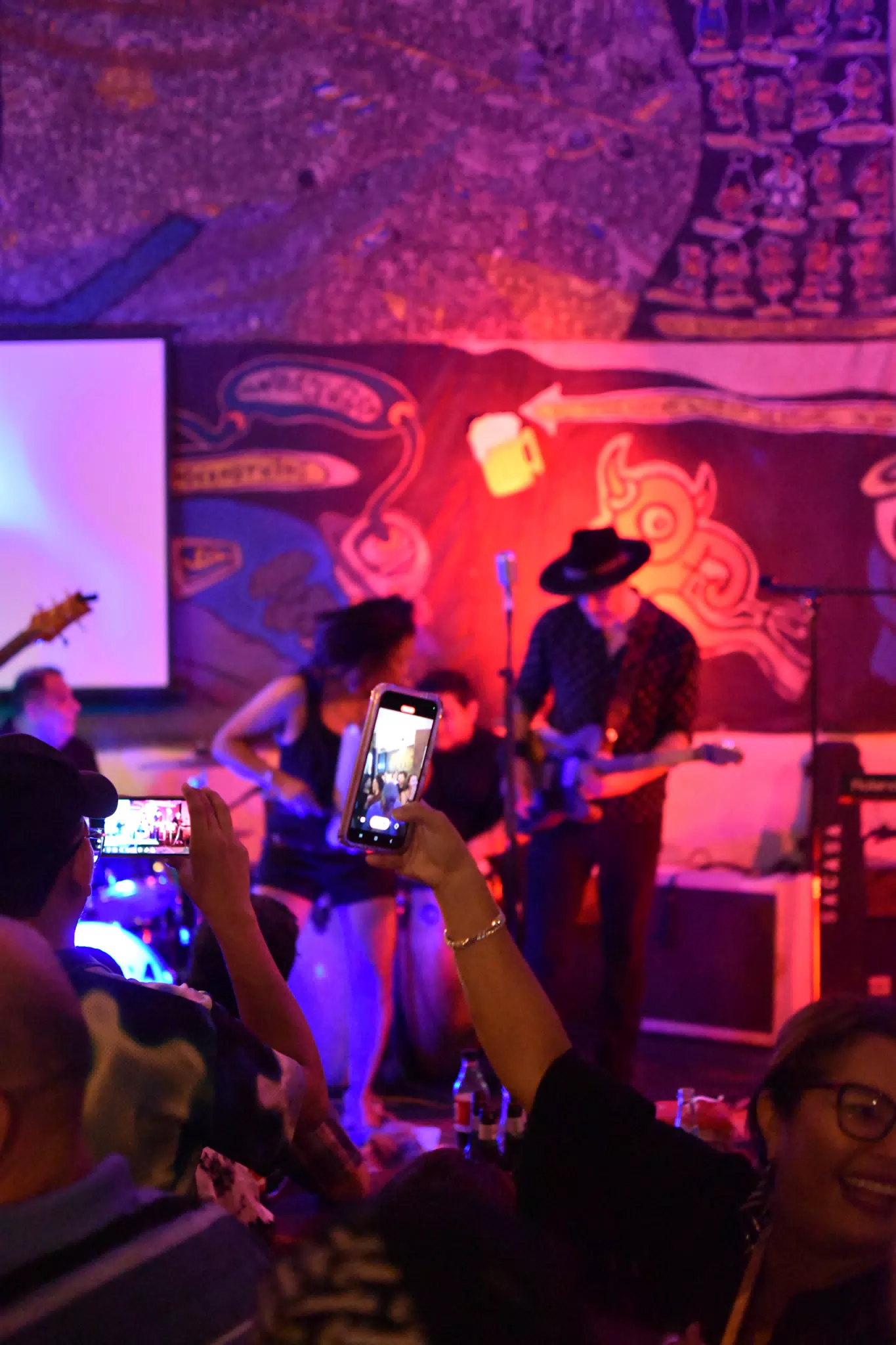 Images from Mario Sacasa Performance at ViaVia Leon