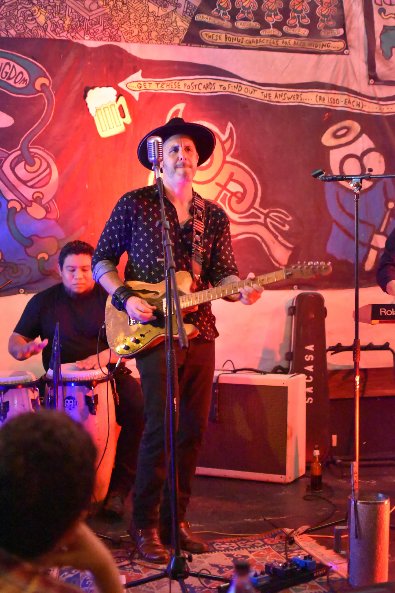 Images from Mario Sacasa Performance at ViaVia Leon