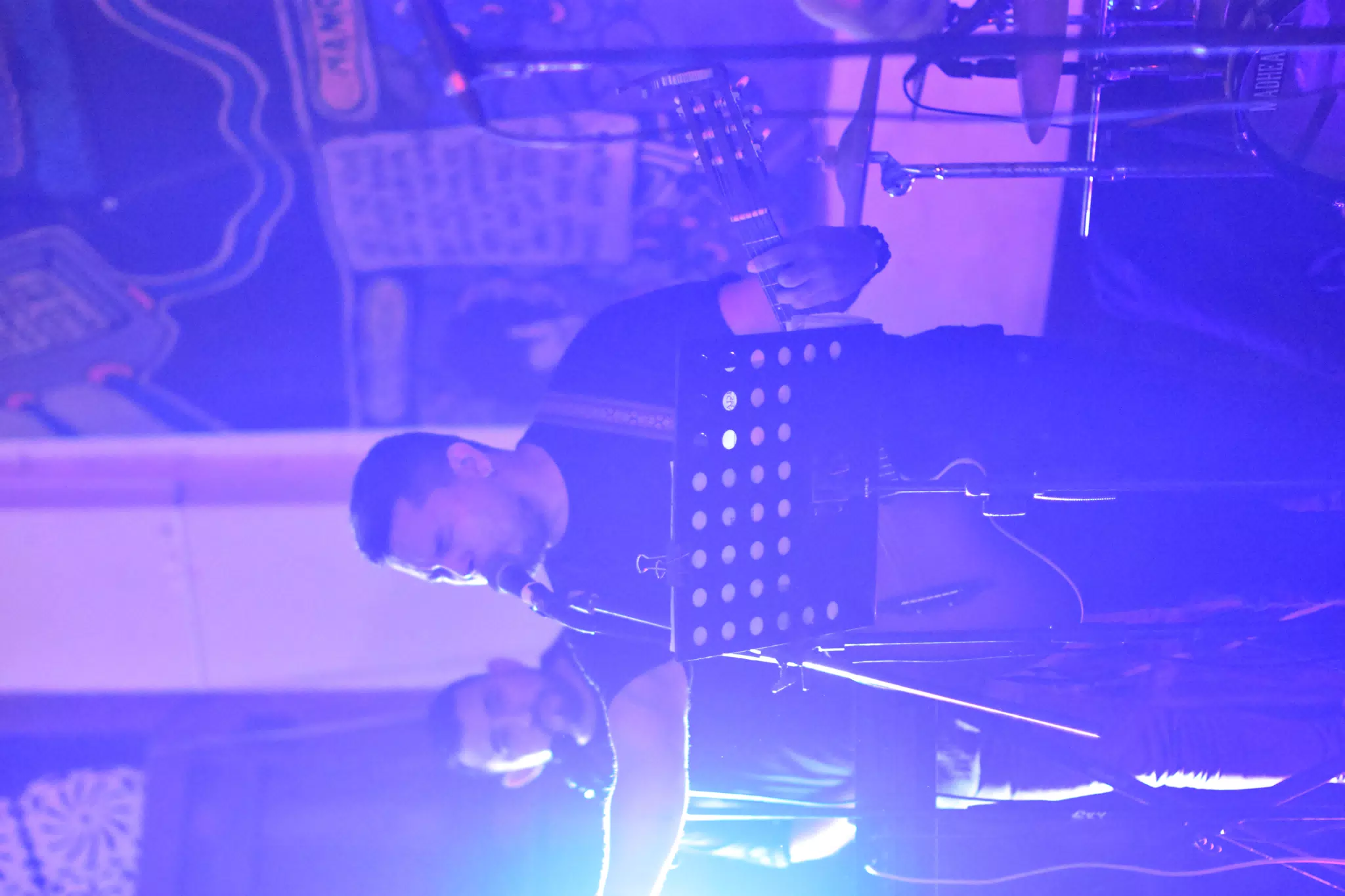 Franklin Singing with Cadejo