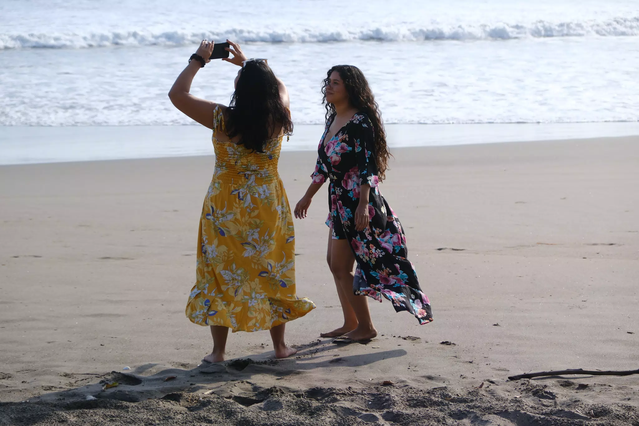 Gomez Sisters Filming the Sunset
