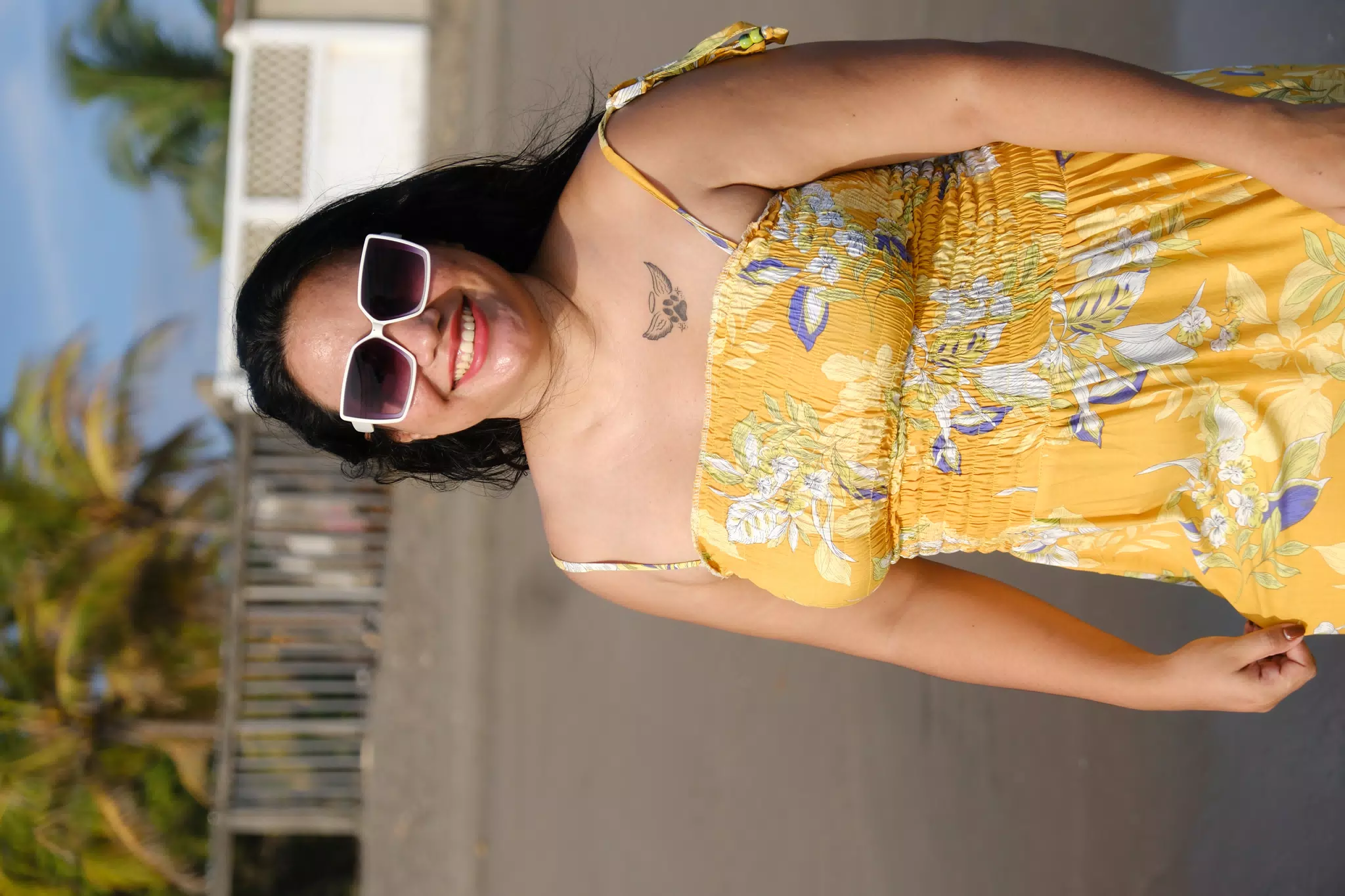 Eva in Sunglasses on the Beach