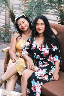 Girls at El Escondite