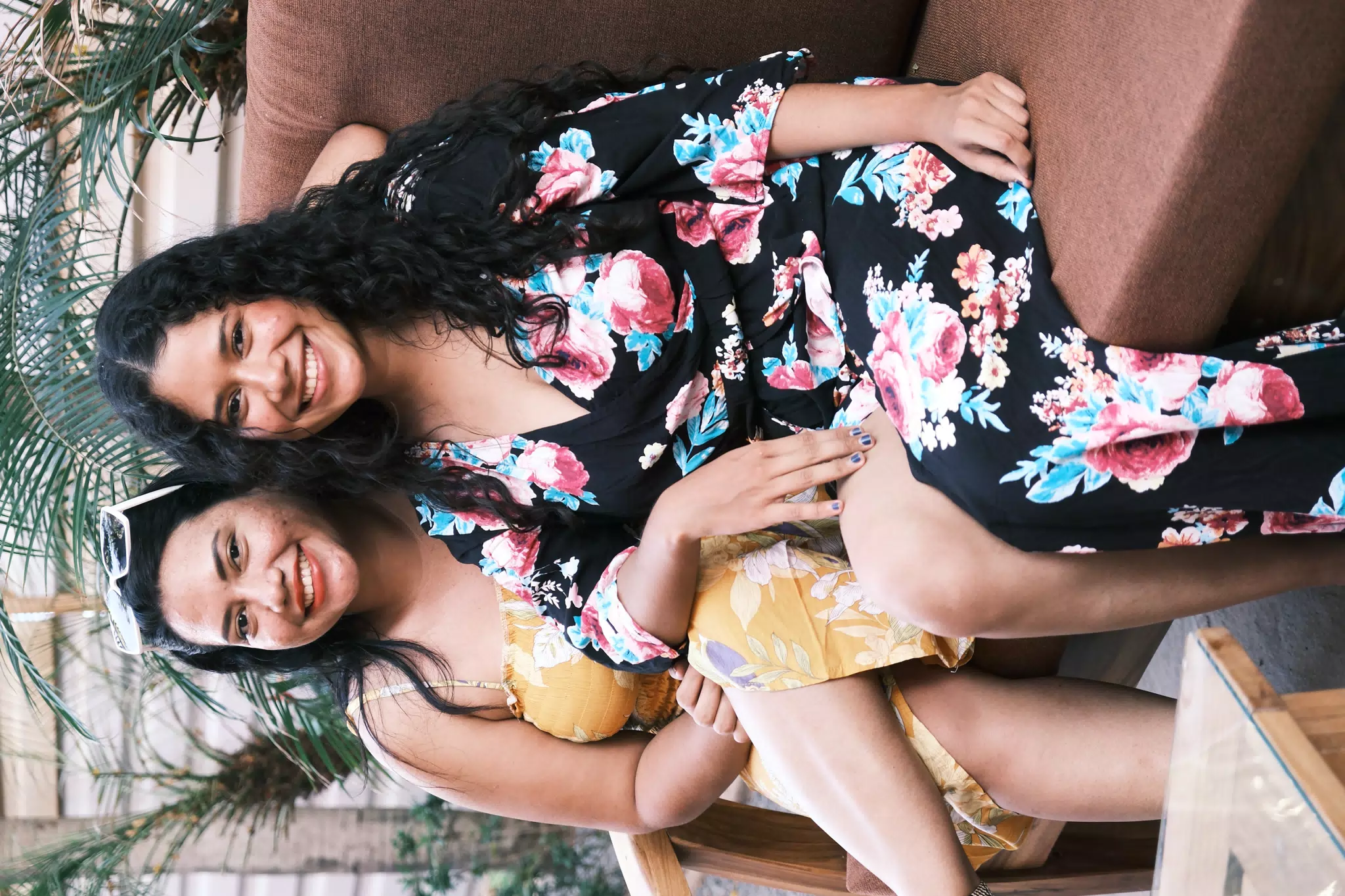 Beautiful Sisters at El Escondite