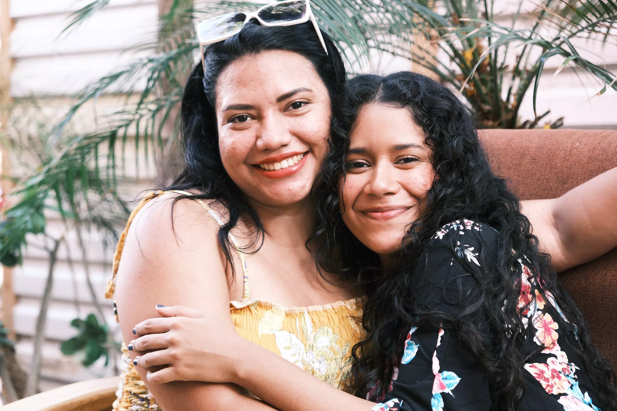 Beautiful Sisters at El Escondite in Las Peñitas