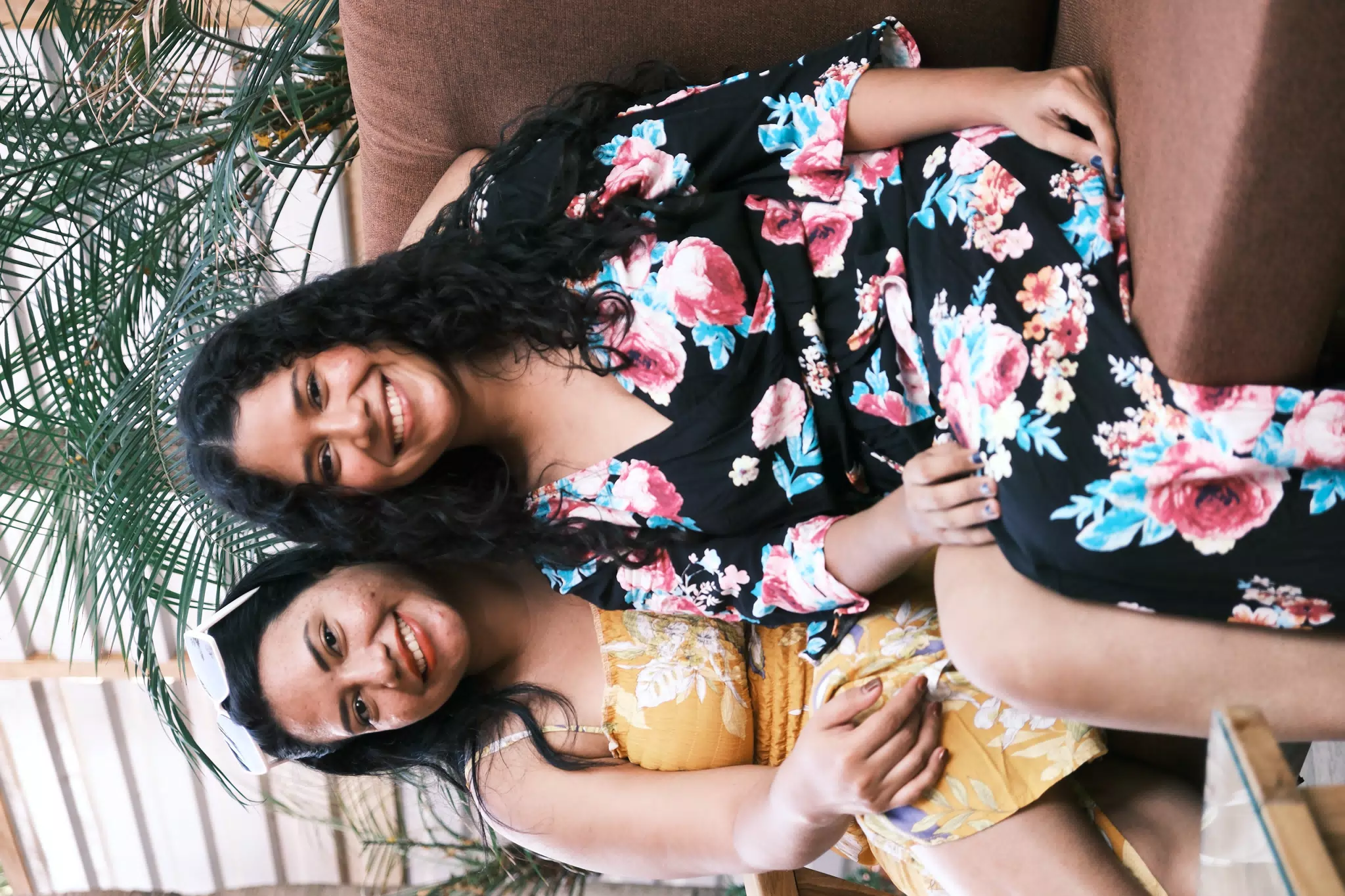 Beautiful Sisters at El Escondite