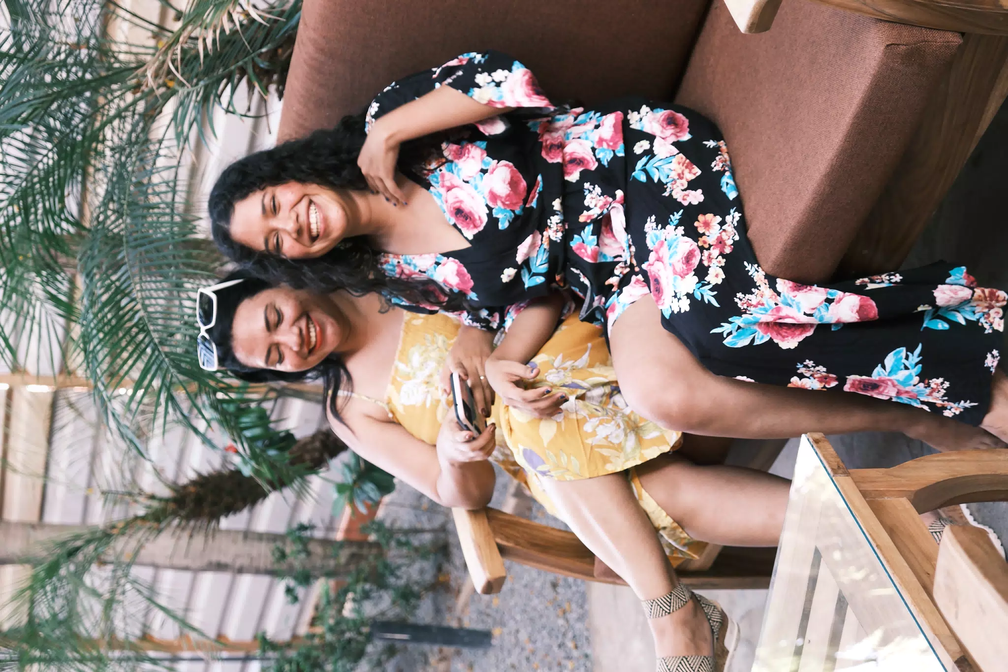 Happy Sisters, El Escondite
