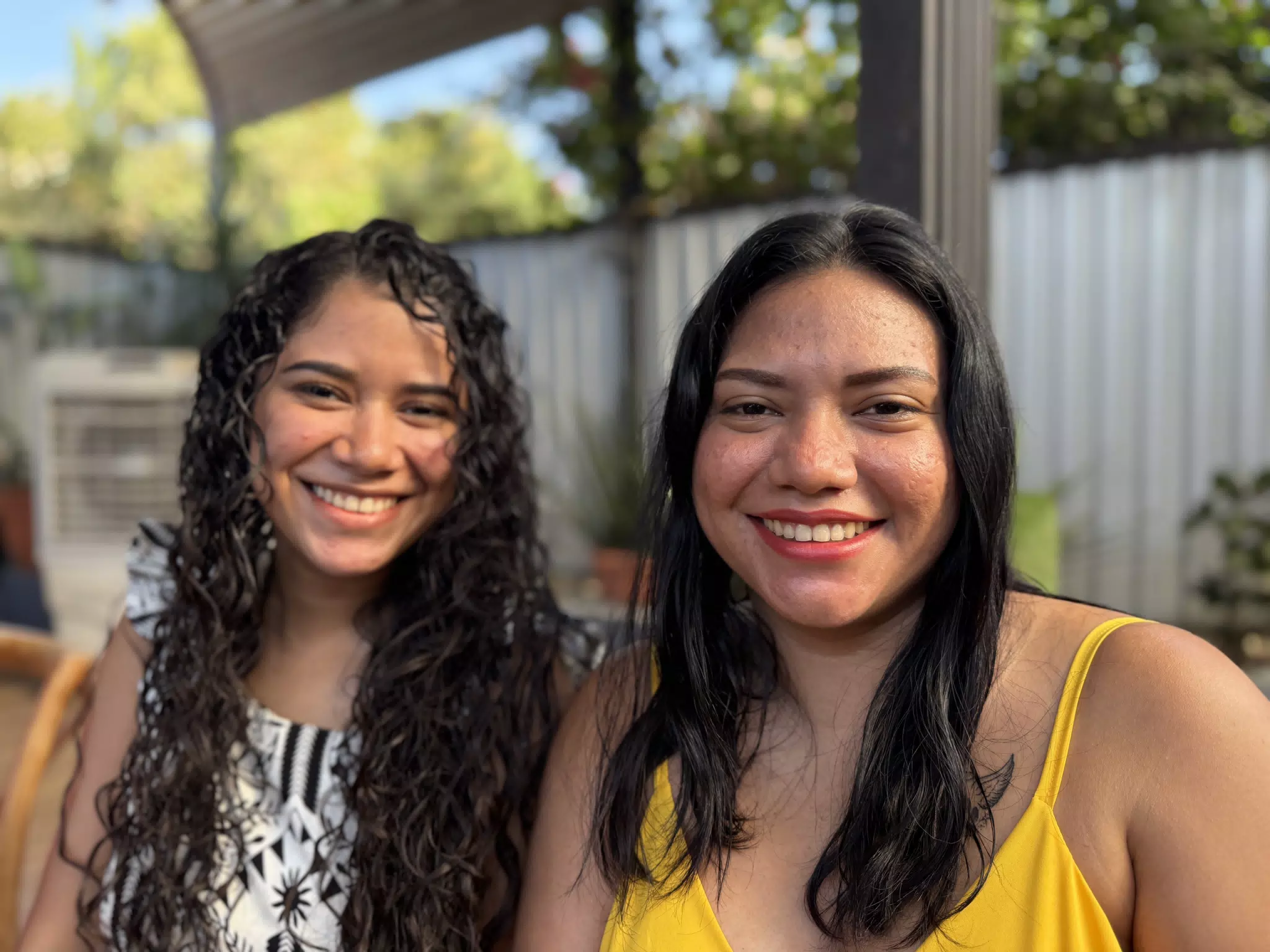 Sisters at El Escondite