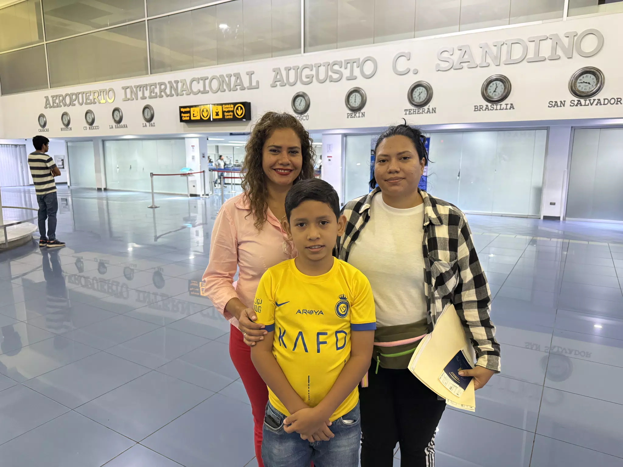Eva, Mom and Brother at Managua Airport