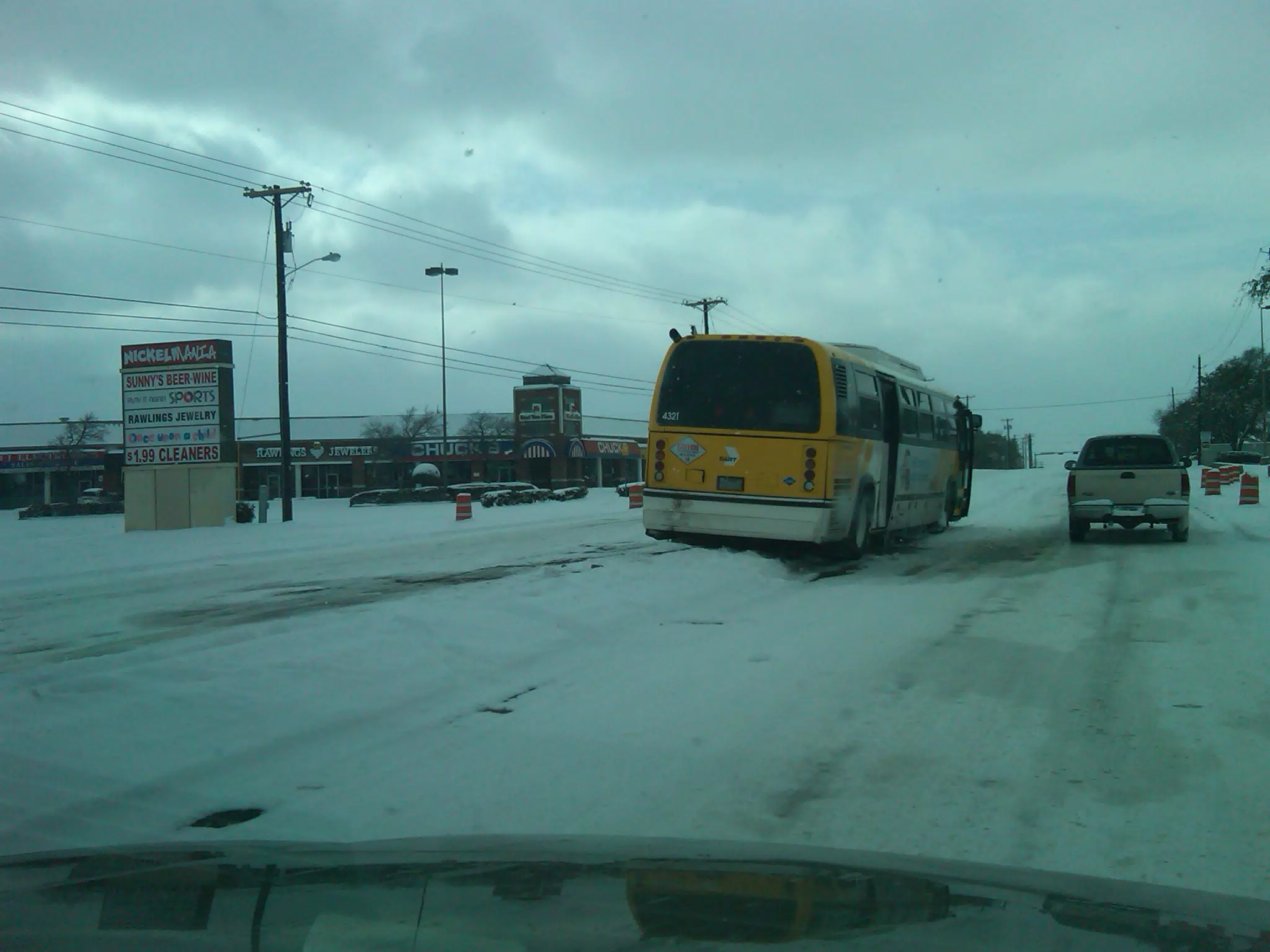 Carrollton Bus on Median