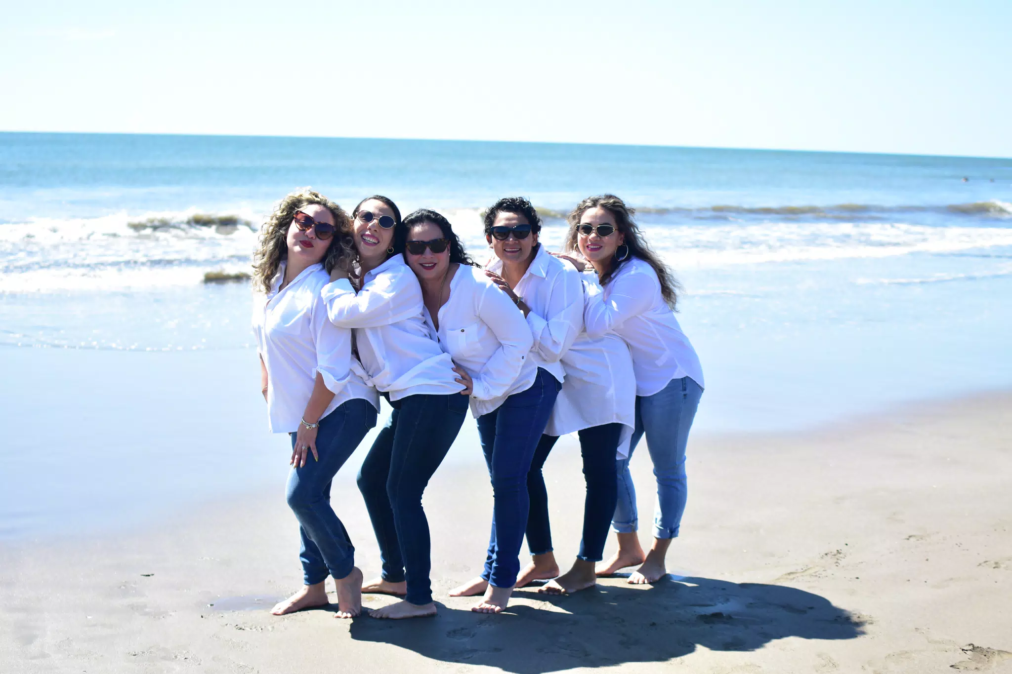 Chicas de la Playa, La Boquita, Nicaragua