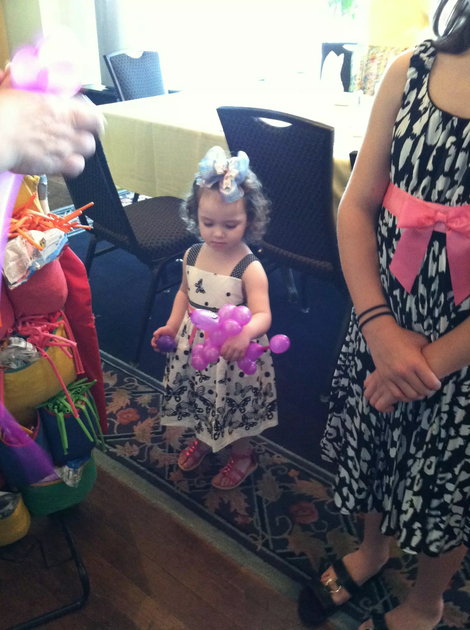 Liesl Gets a Balloon Puppy at La Cima