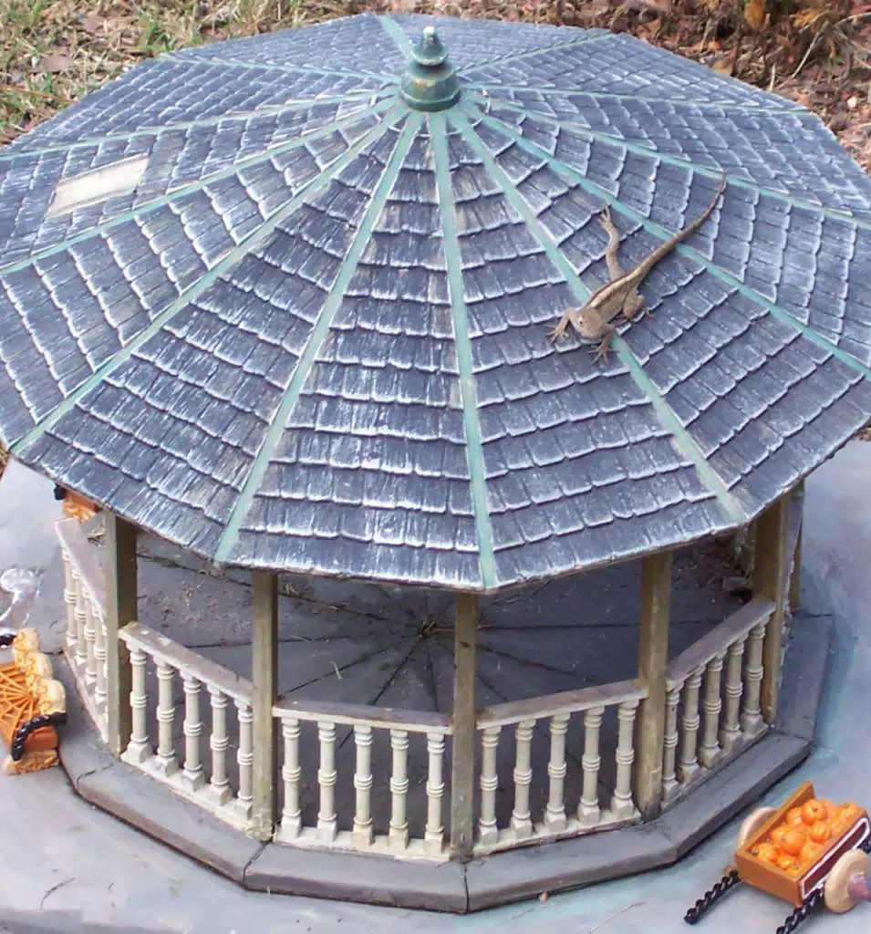 Lizard Gazebo