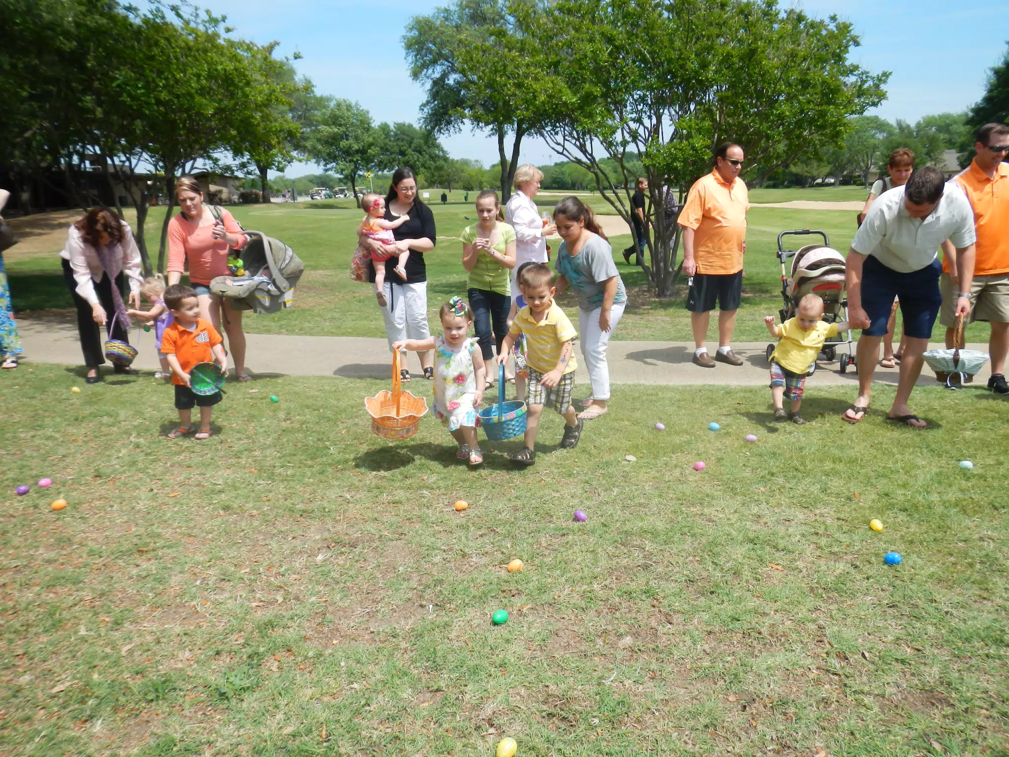 Brookhaven Easter Egg Hunt 2012