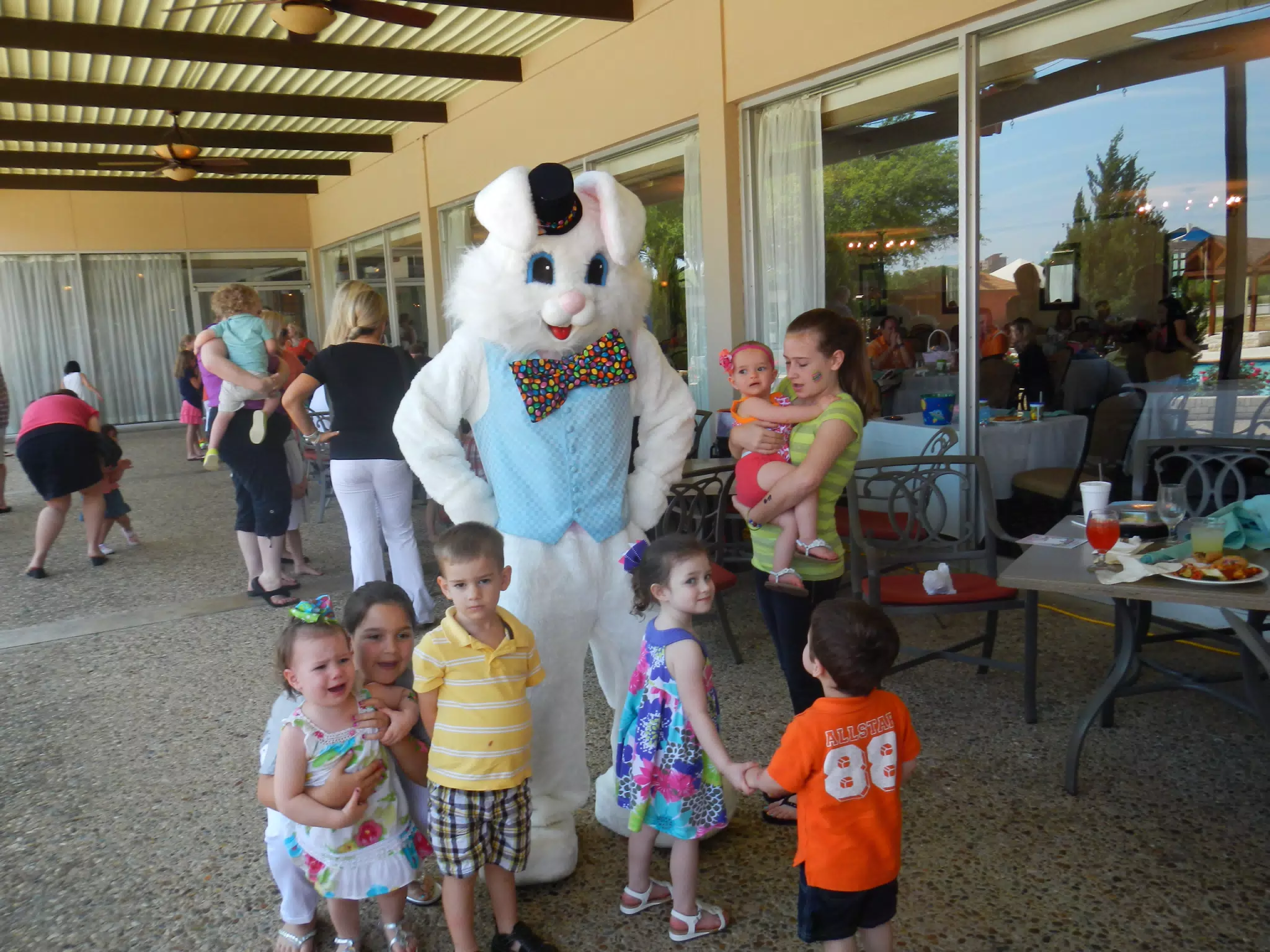 Easter Bunny at Brookhaven Country Club