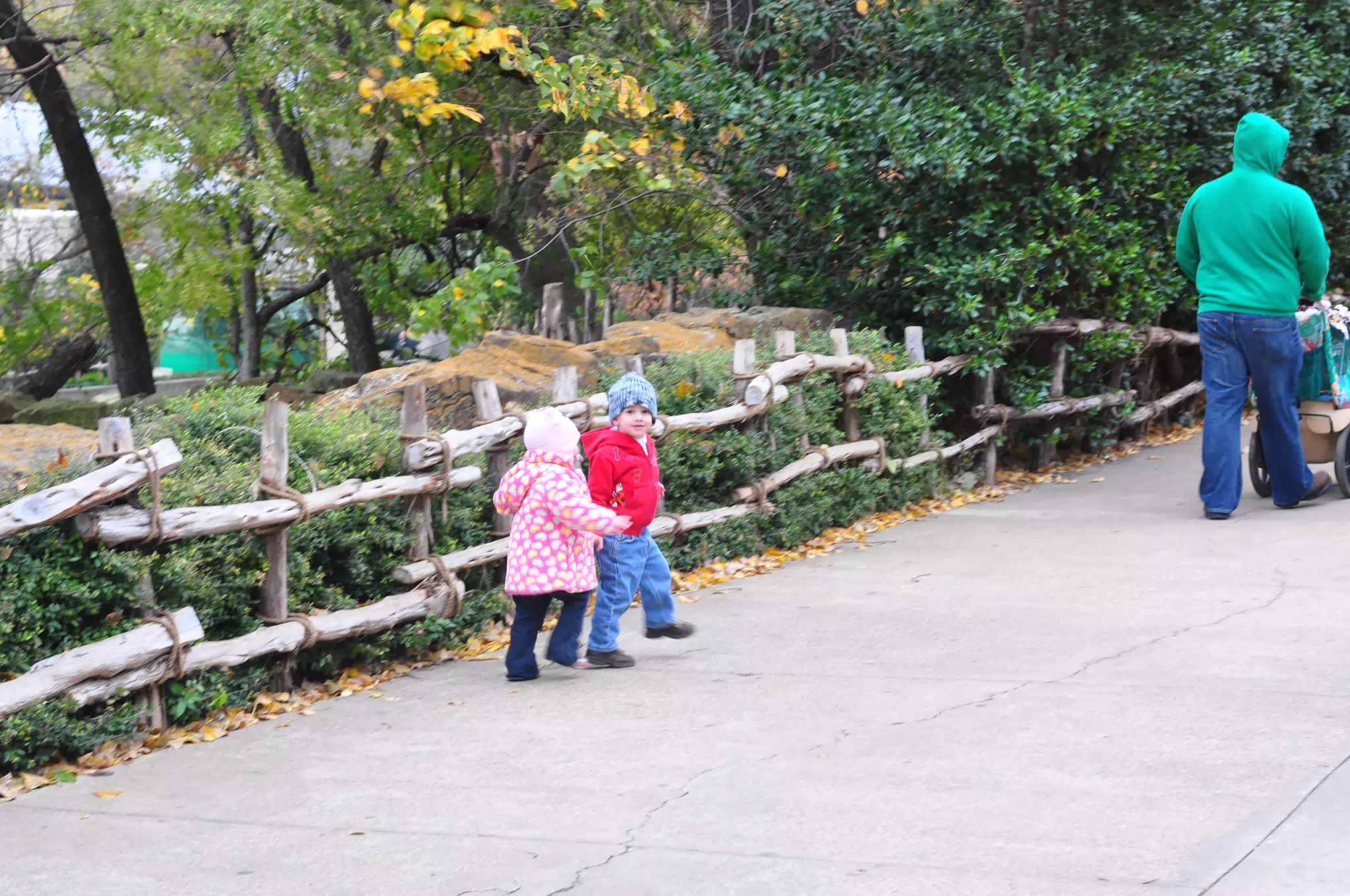 Liesl and Garrett at the Fort Worth Zoo