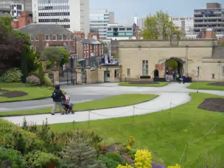 Dominica Walking at Nottingham Castle