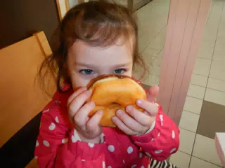 Liesl and the Donut