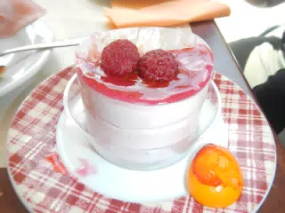 Raspberry Mousse