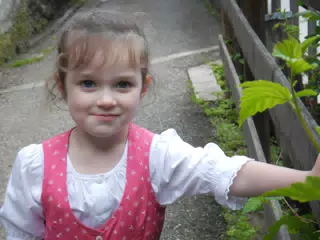 Liesl in Dirndl in Hallstatt Austria