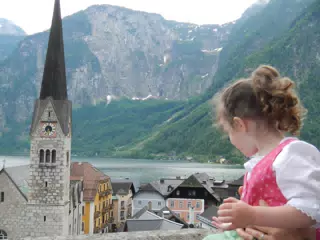 Liesl Above Hallstatt