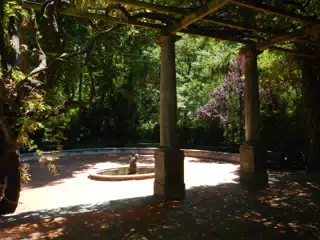 Statue at Lisbon Zoo