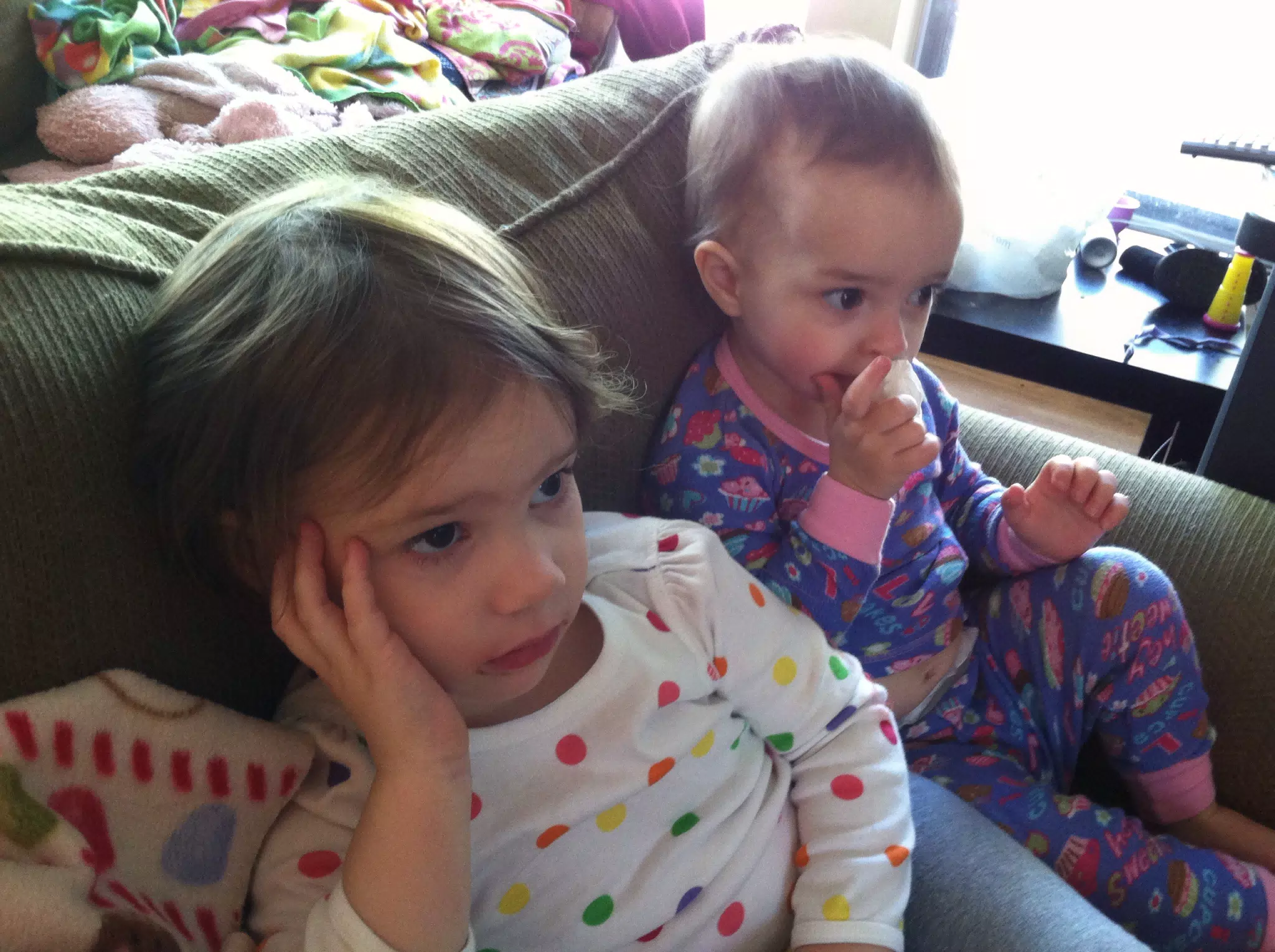 Clara and Luciana Watching Television