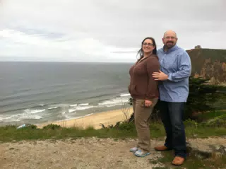 Dominica and Scott on the Pacific Ocean